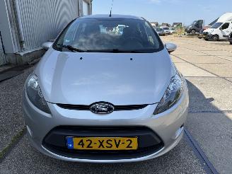Ford Fiesta 1.25 Titanium picture 13