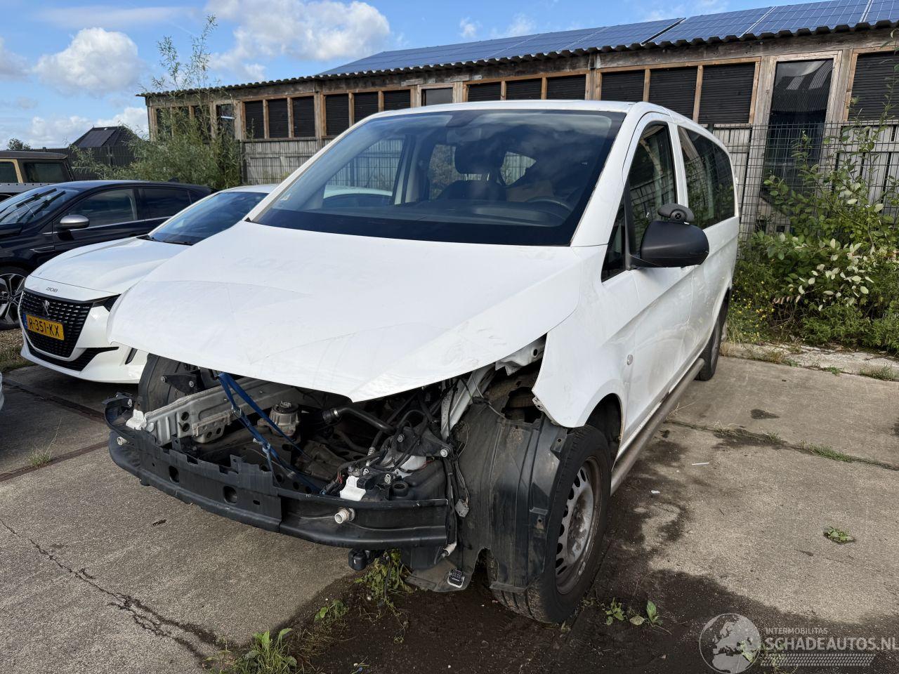 Mercedes Vito Tourer 114CDI 8 Persoons