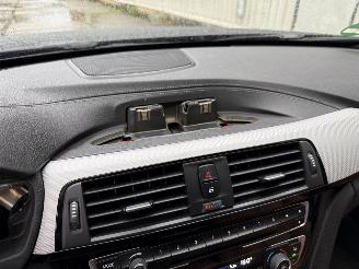 BMW 3-serie Touring 320i M-Sport Automaat picture 12