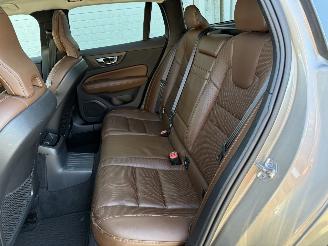 Volvo V-60 2.0 T8 TE AWD Inscription picture 24