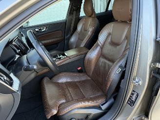 Volvo V-60 2.0 T8 TE AWD Inscription picture 22
