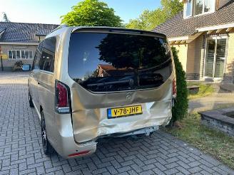 Mercedes V-klasse 300d Lang AMG LINE PANO BURMESTER LEDER picture 16