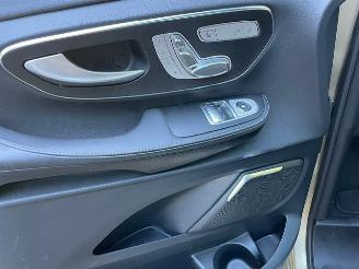 Mercedes V-klasse 300d Lang AMG LINE PANO BURMESTER LEDER picture 12