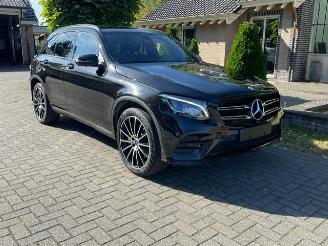 uszkodzony samochody osobowe Mercedes GLC 220 d 4MATIC AMG LINE NAVI CAMERA LEDER 2017/4