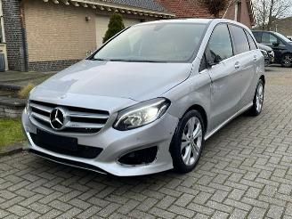 Mercedes B-klasse 180 d AUTOMAAT NAVI PDC picture 4