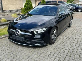 krockskadad bil auto Mercedes A-klasse 180 d AMG LINE PANORAMADAK NAVI CAMERA 2018/9