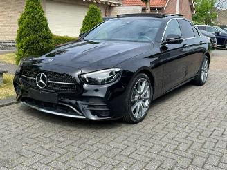 Mercedes E-klasse 200 d AMG LINE PANORAMADAK CAMERA NAVI LED picture 1
