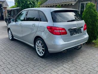 Mercedes B-klasse 180 CAMERA NAVI PDC picture 6