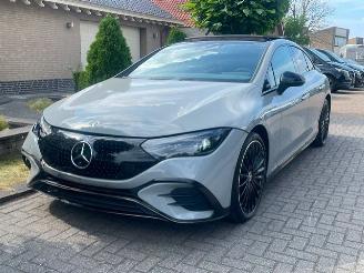 Schadeauto Mercedes EQE 350 AMG LINE PANO NIGHT CAMERA LED 2023/12