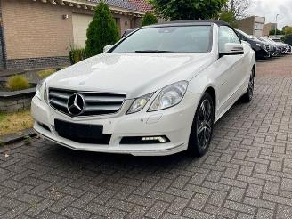 Mercedes E-klasse 200 CGI AVANTGARDE NAVI LEDER XENON picture 4