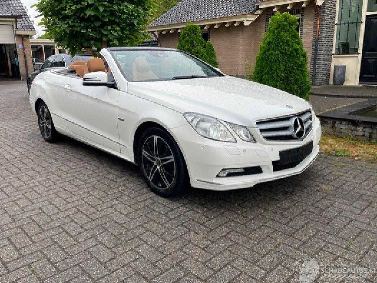 Mercedes E-klasse 200 CGI AVANTGARDE NAVI LEDER XENON