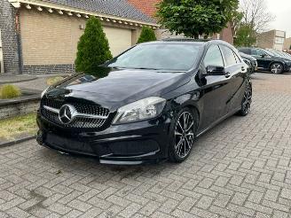 Mercedes A-klasse 200 AMG LINE NAVI PDC picture 1