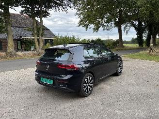 Volkswagen Golf VIII 1.5 PANO CLIMA CAMERA LED 18 Inch B.J 2023 picture 4