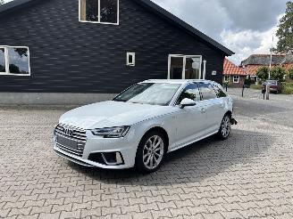 Schadeauto Audi A4 Avant 2.0 S LINE HYBDRIDE AUTOMAAT NAVI CLIMA PDC VIRT DASH B.J 06-2019 2019/6