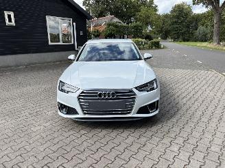Audi A4 Avant HYBRIDE 2.0 S LIne AUTOMAAT NAVI CLIMA LED CRUISE B.J 06-2019 picture 5