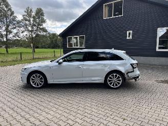 Audi A4 AVANT AUTOMAAT 2.0 S Line NAVI CLIMA LED CRUISE B.J 06-2019 picture 12
