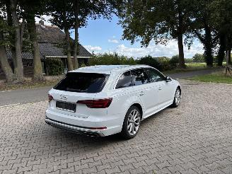 Audi A4 AVANT AUTOMAAT 2.0 S Line NAVI CLIMA LED CRUISE B.J 06-2019 picture 2