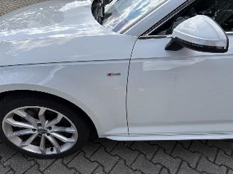 Audi A4 AVANT AUTOMAAT 2.0 S Line NAVI CLIMA LED CRUISE B.J 06-2019 picture 11