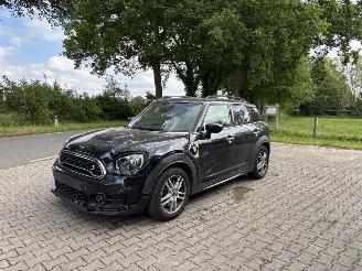 Voiture accidenté Mini Countryman HYBRIDE PLUG IN AUTOMAAT NAVI CLIMA LEER LED B.J 2019 2019/4