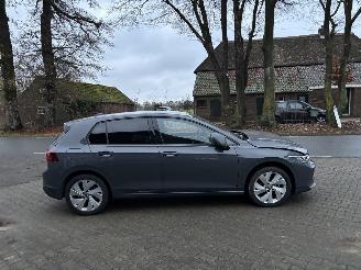 Volkswagen Golf 8.5 ETSI 1.5 HYBRIDE AUTOMAAT NAVI CLIMA CAMERA LED VIRT DASH TREKHAAK B.J 12-2024 picture 5