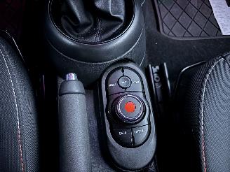 Mini  1.5 EDITION CLIMA ABS PDC B.J 11-2018 SCHROEFSCHADE picture 12