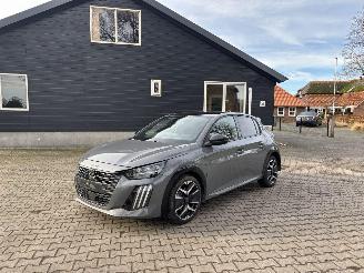 Damaged car Peugeot 208 GT AUTOMAAT HYBRIDE NAVI CLIMA LED CAMERA B.J 2025 NIEUW 2025/4