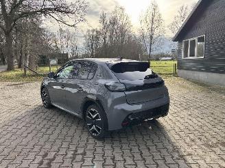 Peugeot 208 GT AUTOMAAT HYBRIDE NAVI CLIMA LED CAMERA B.J 2025 NIEUW picture 2