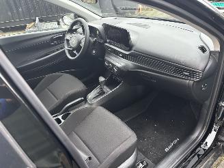 Hyundai Bayon AUTOMAAT NAVI CLIMA CAMERA B.J 11-2025 SCHROEFSCHADE picture 2