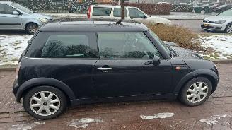 Mini Mini ONE 1.6 PANO B.J 2003 inruiler picture 4
