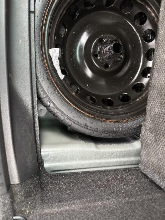 Seat Arona TSI STYLE 110 PK NAVI CLIMA CAMERA LED PDC B.J 2024 picture 11