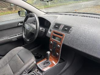 Volvo V-50 1.8 EDITION 125 PK AIRCO ABS TREKHAAK B.J 2005 Geen schade TOP Conditie picture 7