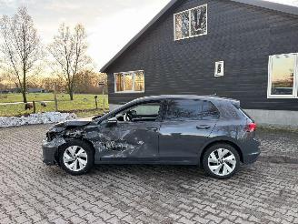 Volkswagen  8.5 ETSI 1.5 HYBRIDE AUTOMAAT NAVI CLIMA CAMERA LED VIRT DASH TREKHAAK B.J 12-2024 picture 6