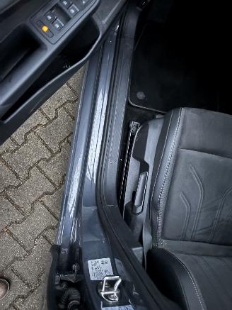 Volkswagen  8.5 ETSI 1.5 HYBRIDE AUTOMAAT NAVI CLIMA CAMERA LED VIRT DASH TREKHAAK B.J 12-2024 picture 21