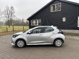 Toyota Yaris AUTOMAAT HYBRIDE CLIMA CAMERA B.J 07/2022 picture 7