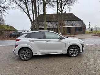 Hyundai Kona N-LINE 125 PK SPORT T-GDI CLIMA CAMERA APP LED B.J 04-2023 LICHTE SCHADE picture 5