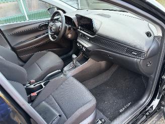 Hyundai Bayon AUTOMAAT BLACK EDITION T-GDI 100 PK NAVI AIRCO CAMERA LED B.J 11-2025 picture 9