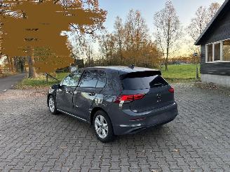 Volkswagen Golf 8 TSI 110 PK EDITION NAVI CLIMA CAMERA LED PDC B.J 2023 PLAATSCHADE picture 4