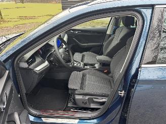 Skoda Octavia TSI AUTOMAAT HYBRIDE NAVI CLIMA VIRT DASH CAMERA TREKHAAK LED B.J 12-2024 picture 9