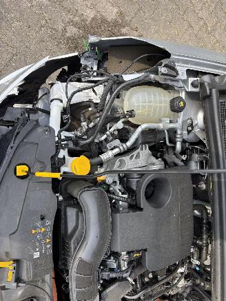 Renault Clio 1.6 SPORT E-TECH HYBRIDE 145 AUTOMAAT NAVI CLIMA CAMERA LED B.J 2023 picture 15