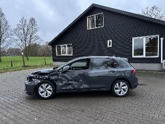 Volkswagen Golf 8.5 ETSI 1.5 HYBRIDE AUTOMAAT NAVI CLIMA CAMERA LED VIRT DASH TREKHAAK B.J 12-2024 picture 8