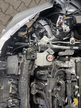 Mazda 2 AUTOMAAT HYBRIDE APP CLIMA CAMERA PDC STOELVERW B.J 7-2024 picture 14