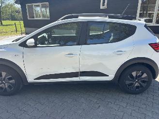 Dacia Sandero STEPWAY AIRCO CAMERA PDC APP B.J 03-2025 picture 14