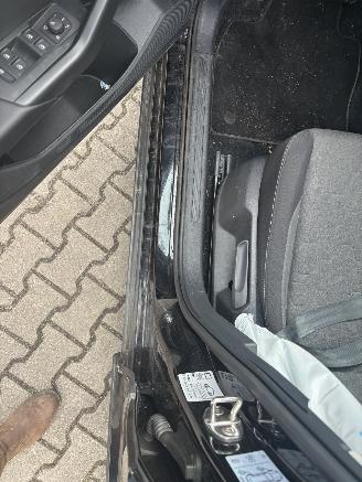 Volkswagen T-Cross AUTOMAAT 110 PKNAVI CLIMA CAMERA B.J 12-2024 FACELIFT picture 16