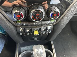 Mini Countryman COOPER HYBRIDE PLUG IN SE 4AWD AUTOMAAT NAVI CLIMA LEER LED PDC B.J 12-2019 picture 11