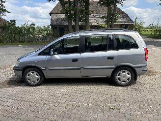 Opel Zafira 1.6 BENZINE 7 Persoons  B.J 2000. picture 6