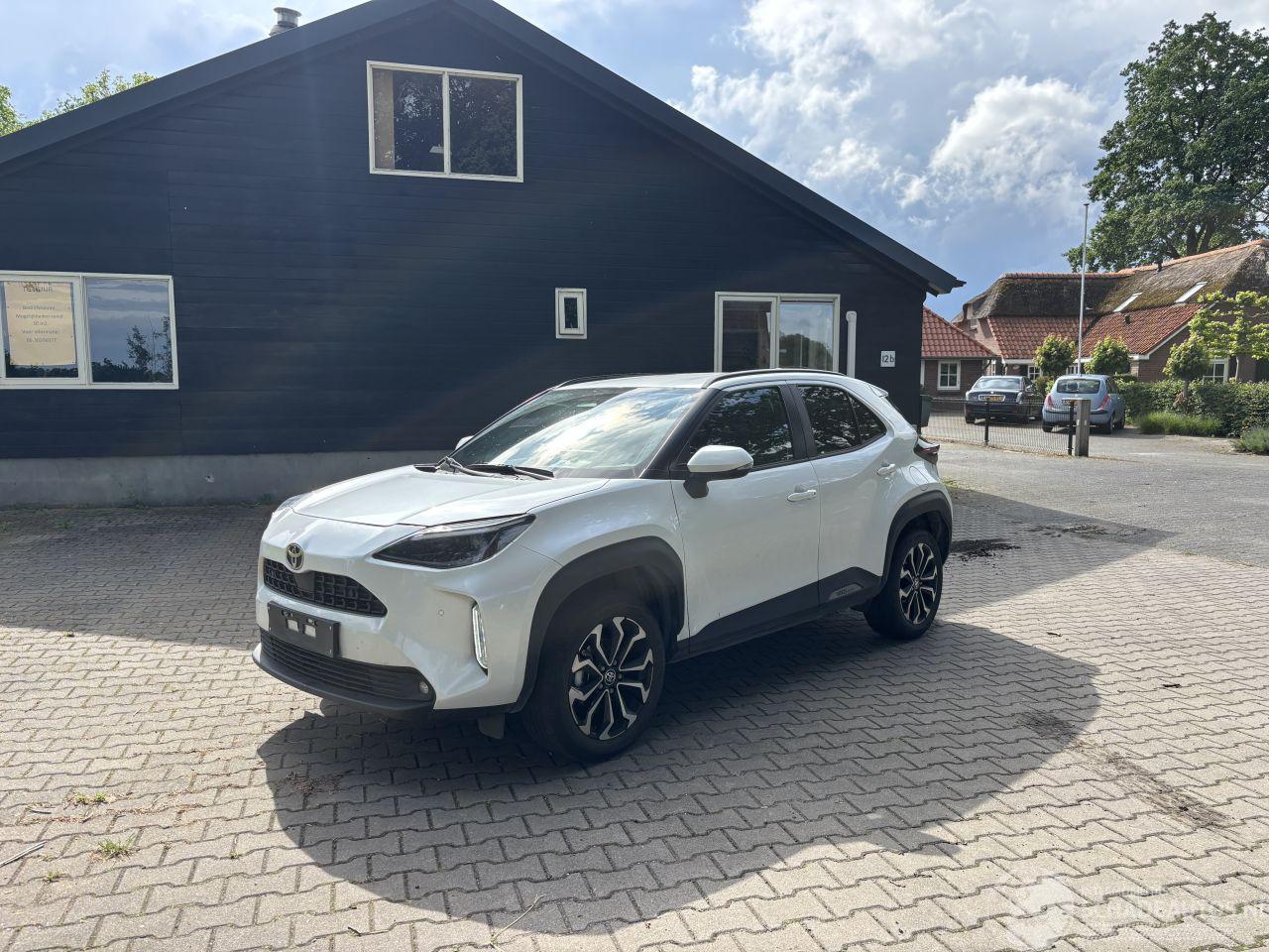 Toyota Yaris Cross HYBRIDE 1.5 EDITION AUTOMAAT NAVI CLIMA CAMERA B.J 06-2024