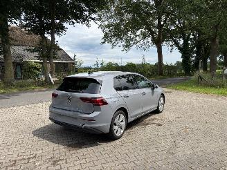 Volkswagen Golf 8.5 1.5 EDITION CLIMA CAMERA LED PDC B.J 2025 FACELIFT lichte schade picture 4