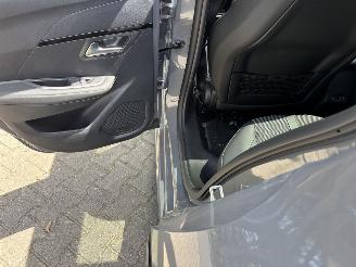 Peugeot 208 GT HYBRIDE 136 PK PANO AUTOMAAT NAVI CLIMA CAMERA LED B.J 2025 picture 15