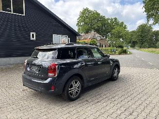 uszkodzony samochody osobowe Mini Countryman COOPER SPORT HYBRIDE PLUG IN SE 4AWD AUTOMAAT NAVI CLIMA LEER LED PDC STOELVERW B.J 12-2019 2019/12