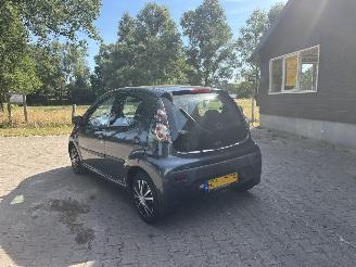 Citroën C1 1.0 12V EDITION 5-drs Airco Stuurbekr Elec pakket B.J 2005 Geen APK picture 4